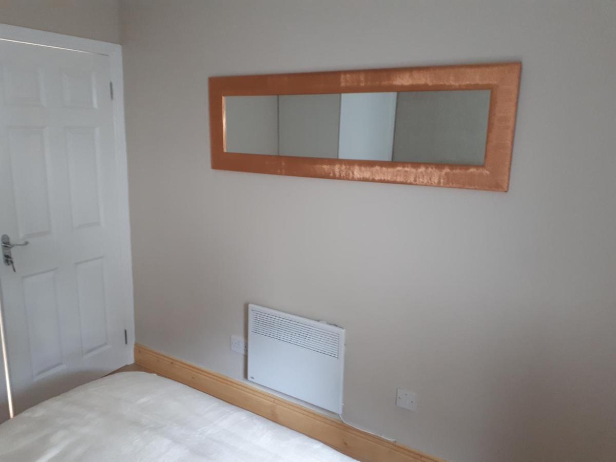 One Double Bedroom Flat Dublin Exterior foto